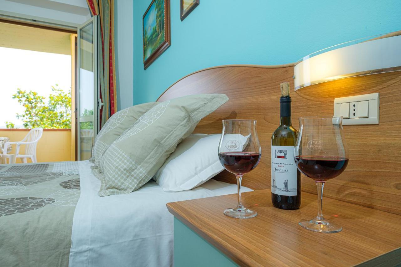 Agriturismo La Fata Гросето Екстериор снимка